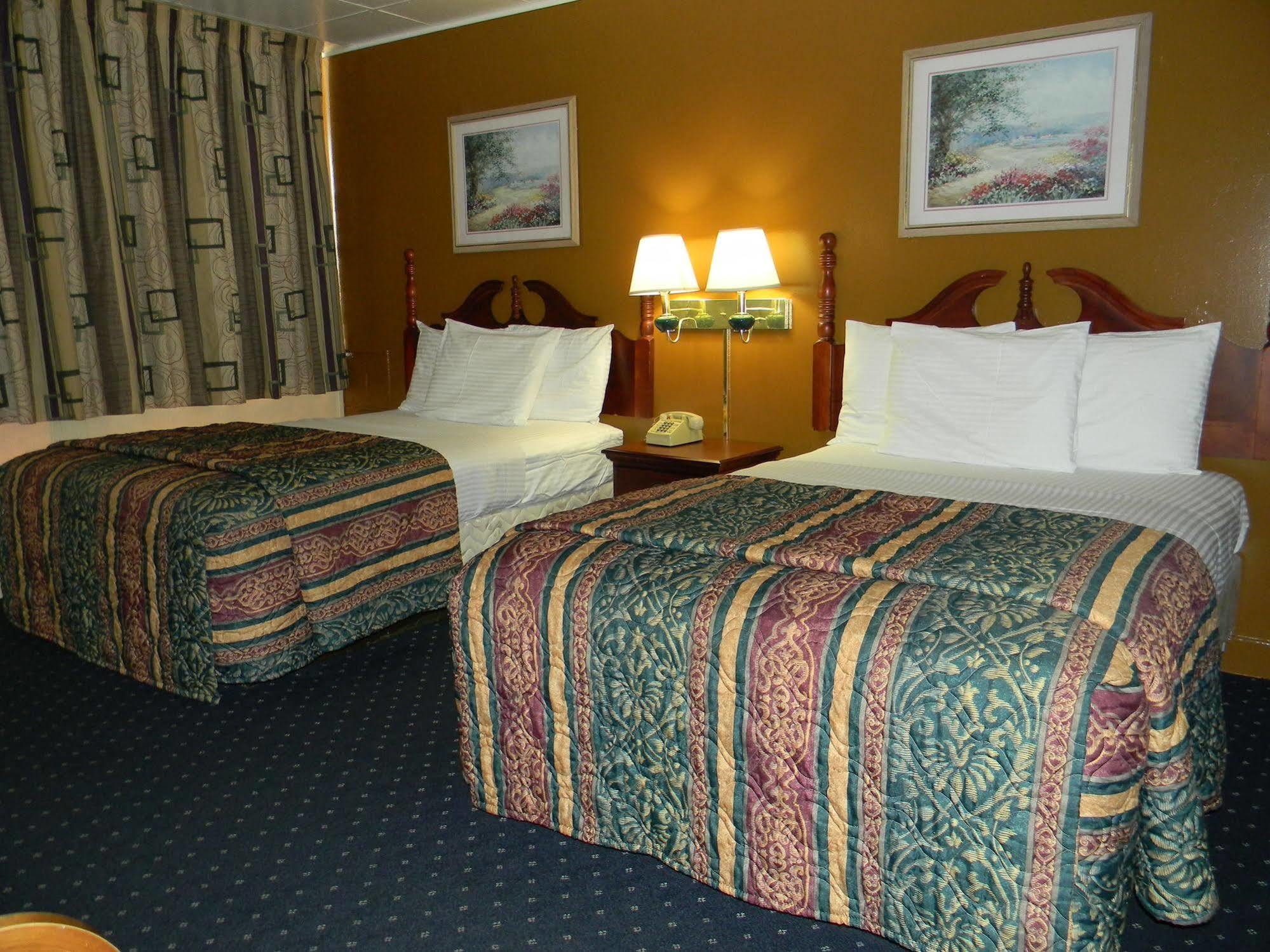رونوك رابيدز Fairfax Motel المظهر الخارجي الصورة