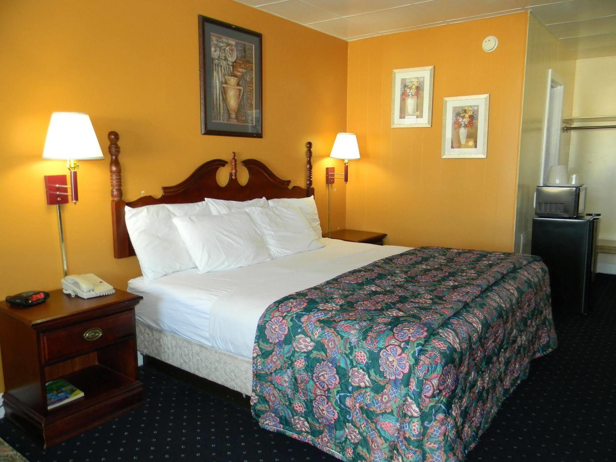 رونوك رابيدز Fairfax Motel المظهر الخارجي الصورة
