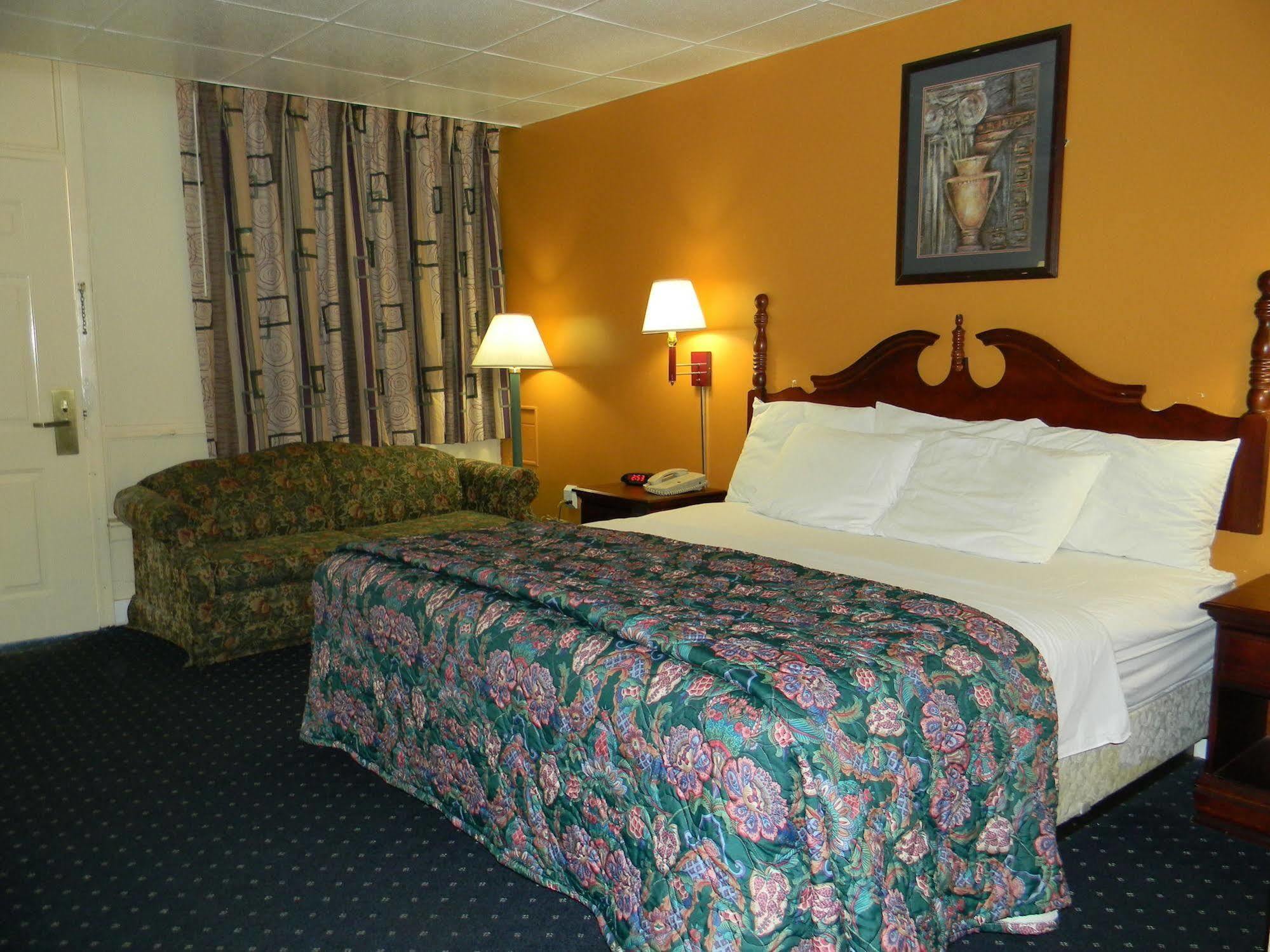 رونوك رابيدز Fairfax Motel المظهر الخارجي الصورة