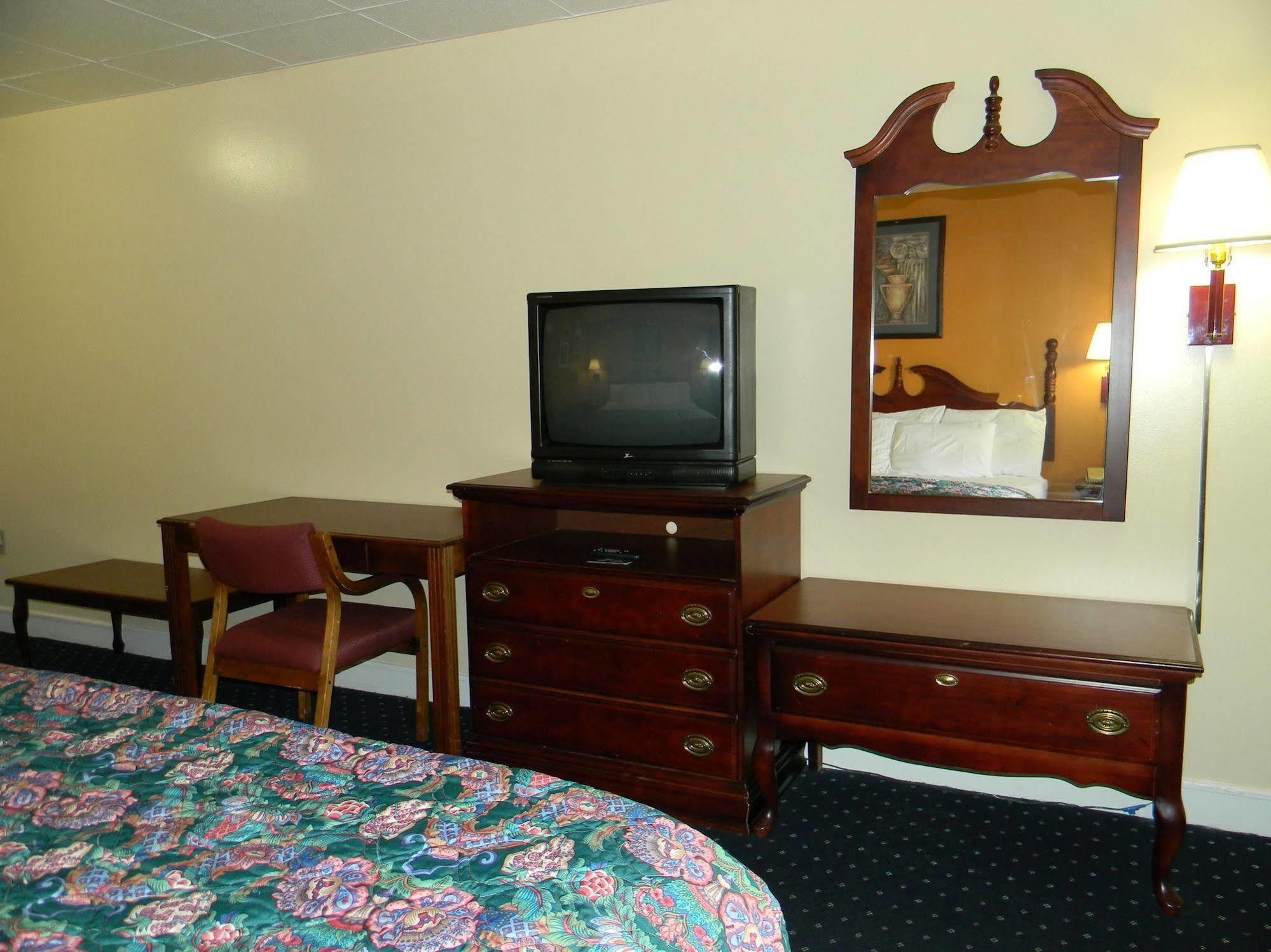 رونوك رابيدز Fairfax Motel المظهر الخارجي الصورة